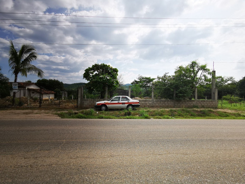 240. Se Vende Terreno En Salvador Urbina En Chiapa De Corzo.