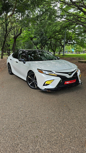Imagen 3 de 15 de Toyota Camry Xse V6 2018 Americano Clean Car Fax