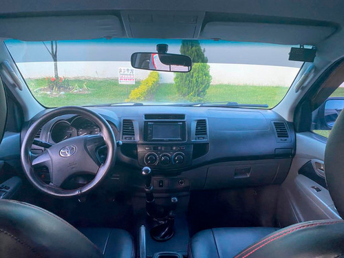 Toyota Hilux 2014