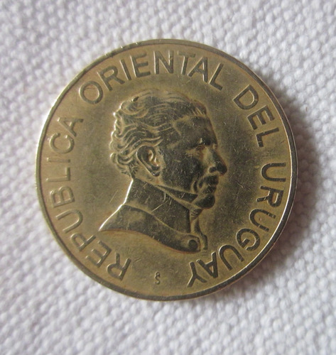 Moneda Uruguay 2 Pesos 2007 Con Error Exeso De Material