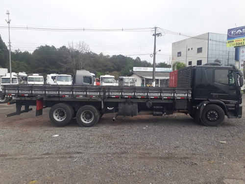 Imagem 4 de 14 de Iveco 240e25 Truck Ano 2010