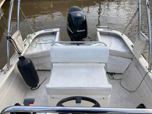 Imagen 10 de 10 de Lancha Regnicoli Marea 630 Con Suzuki 140hp 4 Tiempos