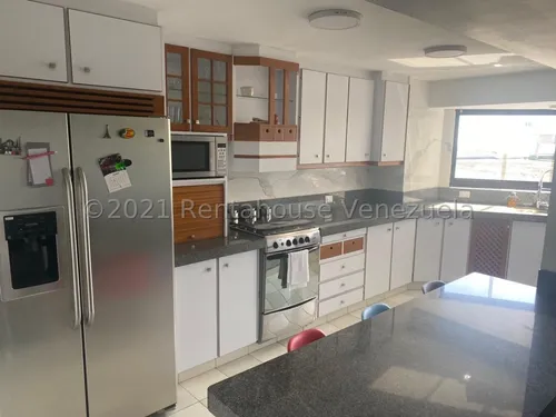 Ls Vende Apartamento Urb Miranda