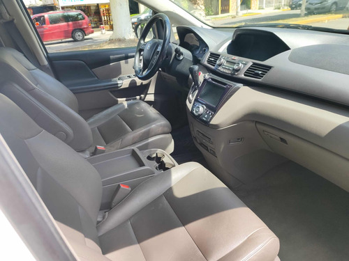 Honda Odyssey 3.5 Touring V6/ At