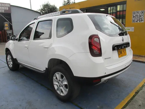 Renault Duster DYNAMIQUE 4X2 2000CC MT AA