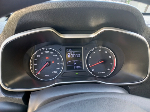 Imagen 12 de 15 de Mg Zs 1.5 Std Mt 5p