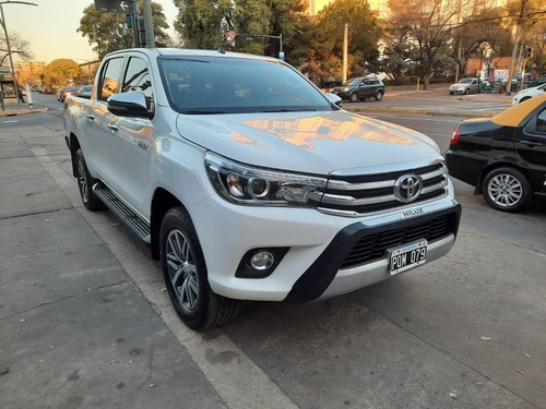 Imagen 2 de 4 de Toyota Hilux 2016 2.8 Cd Srx 177cv 4x4 At