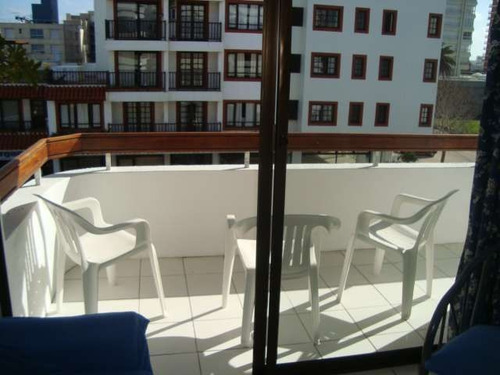 Venta De Apartamento 2 Dormitorios En Península