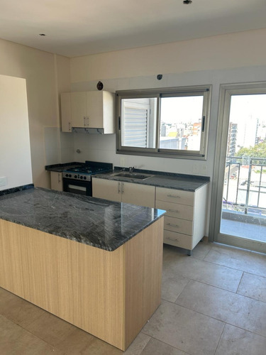 Excelente Piso 3 Ambientes A Estrenar