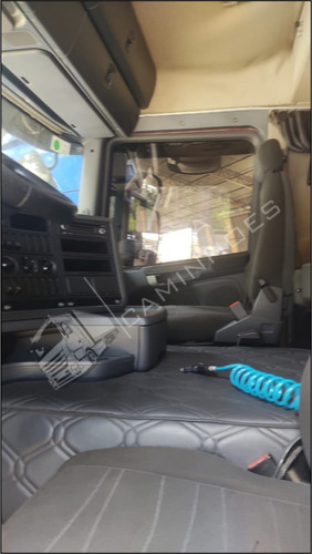 Imagem 5 de 8 de Caminhão Scania G400 6x2t