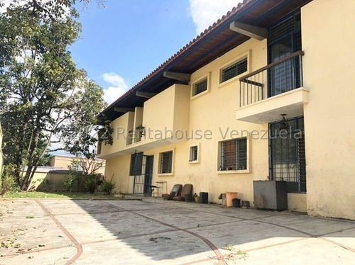 Imagen 1 de 11 de Prados Del Este Vende Casa Mls # 22-18095