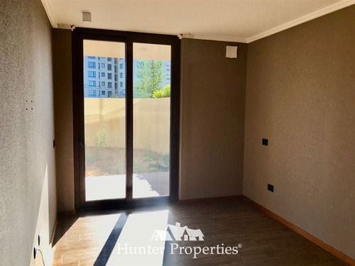 Departamento 2d, En Primer Piso, Con Patio En Venta En Talca
