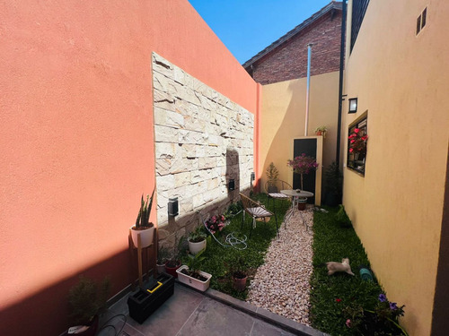 Casa En Venta En Lanús Este