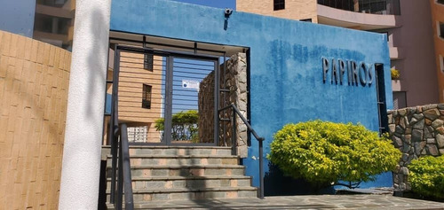 Imagen 2 de 16 de Res Papiros, Mañongo,con Terraza Cod 10347 Yackeline Tovar 04145831984