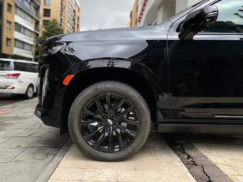 Cadillac Escalade 600d