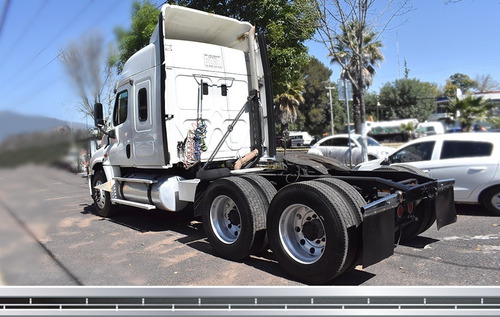 Imagen 3 de 9 de Tractocamión Freightliner Cascadia 2013 Seminuevo