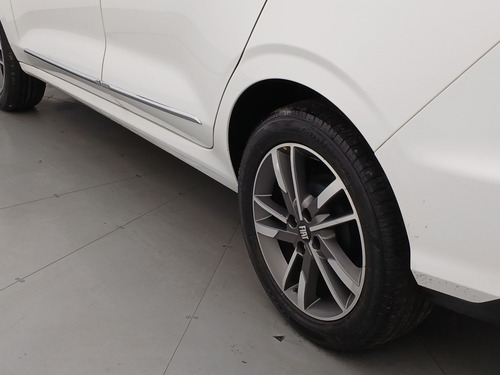 Fiat Cronos 1.3 FIREFLY FLEX PRECISION CVT