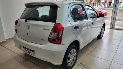 Toyota Etios 1.5 X 6mt My19