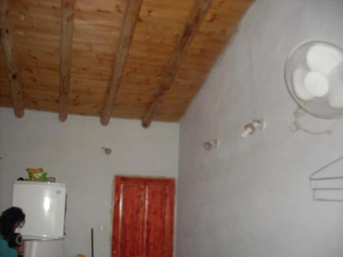 Casa En Venta - 3 Dormitorios 2 Baños - Mendoza