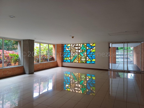 Apartamento En Alquiler En Campo Alegre Caracas. Vr 24-28866