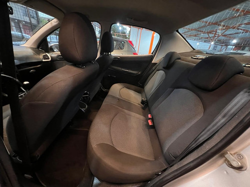 Peugeot 207 Passion 1.4 Xr Flex 4p
