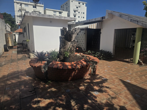 Casa En El Millón 200 M2 De Construcción