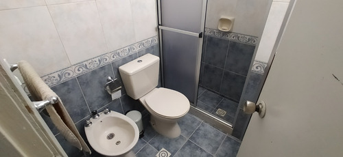 Imagen 16 de 22 de Apto 2 Dormitorios En La Mejor Zona De Buceo, Con Una Iluminación Espectacular, Rodeado De Parques Y Servicios, Seguro, A Buen Precio Y Muy Bien Conservado, Es Tu Oportunidad.