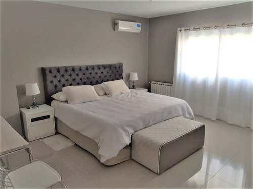 Vendo Calido Hogar De 3 Dor. En Manantiales-solares!!! Cocina De Tus Sueños!