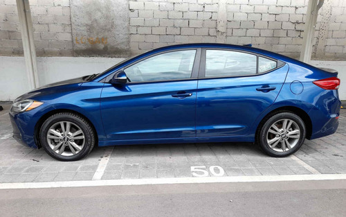Imagen 2 de 15 de Hyundai Elantra 2017 4p Gls Premium L4/2.0 Aut