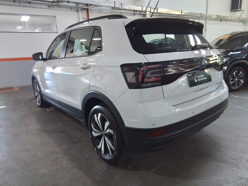 Volkswagen T-Cross 1.0 200 TSI TOTAL FLEX AUTOMÁTICO