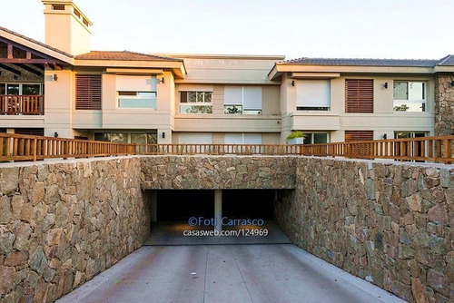 Imagen 8 de 13 de Apartamento En Venta 3 Dormitorios Y Servicio Cw124969