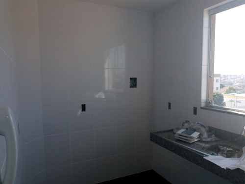 Apartamento Com Área Privativa Com 2 Quartos Para Comprar No Nacional Em Contagem/mg - 2730
