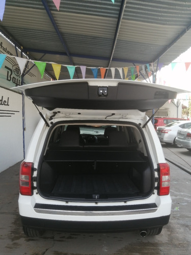 Imagen 6 de 11 de Jeep Patriot Limited , 2015, 85,000km, Piel, Quemacoco