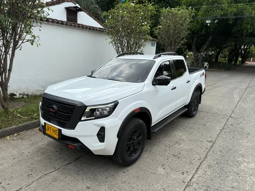 Nissan Frontier 2.5l Automática Diésel 4x4