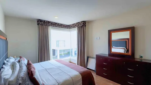 Casa En Venta En Calimaya, Con Excelente Mantenimiento.