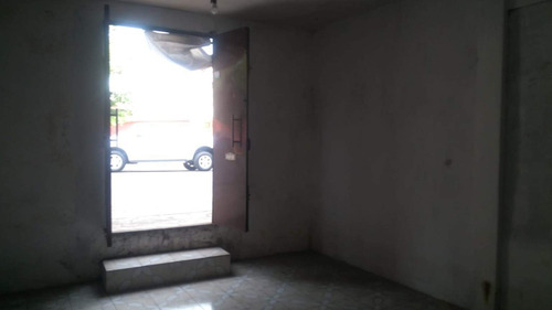 Imagen 2 de 8 de Se Renta Local Comercial En La Calzada De La República, Oaxaca, Oaxaca.