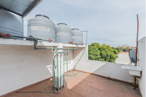 Imagen 30 de 30 de Venta En Block 5 Departamentos En Lote Propio.