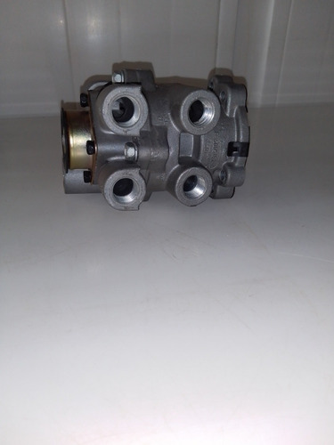 Imagen 4 de 4 de Válvula De Pedal De Freno E8 Para Encava- Mack