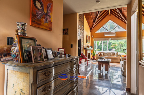 Casa En Venta En Campos De Alvarez
