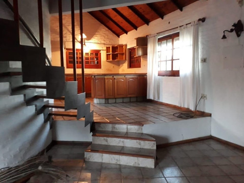 Excelente Casa Panorámica, Al Mar.