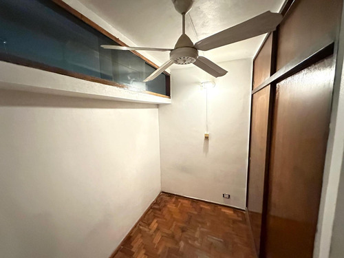 Casa En Venta En Adrogué Con Parque Arbolado