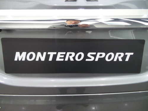 Mitsubishi Montero Sport 3.0 Gasolina 4x2