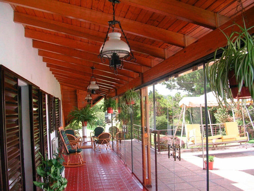 Casa Chalet Sobre La Costa Del Lago San Roque