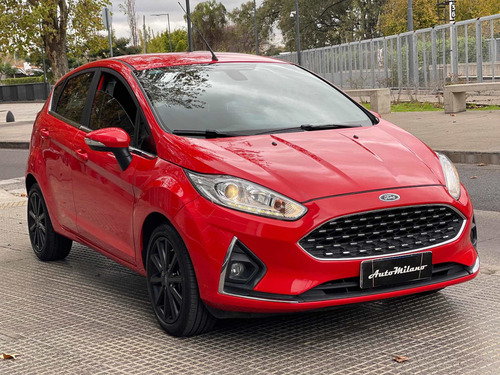 Imagen 3 de 14 de Ford Fiesta Kinetic Design 1.6 Titanium Powershift 120cv