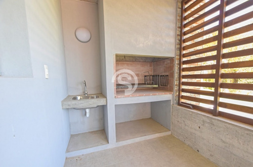 Apartamento En Alquiler - Punta Del Este- Ref: 3633