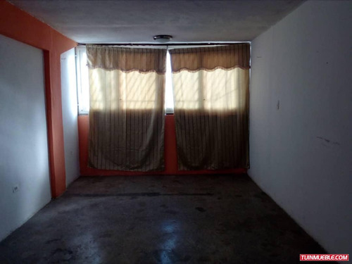 Apartamentos En Venta 04143446867