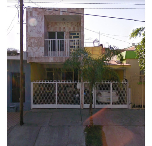 Remato Casa En: C. Damián Carmona 936, Talpita, 44719 Guadalajara, Jal.