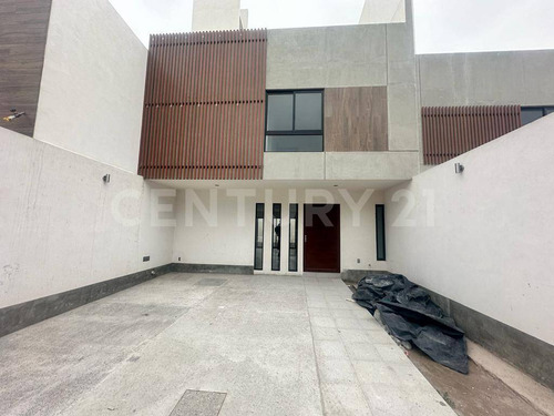 Casa En Venta En Cennet Grand, San Luis Potosí, Slp.