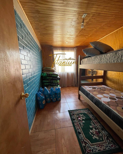 Imagen 3 de 10 de Se Vende Casa De 4d, 2b En La Granja.