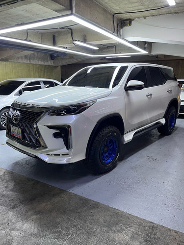 Toyota Fortuner 2023